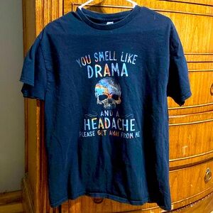 Unisex t-shirt. Size Large